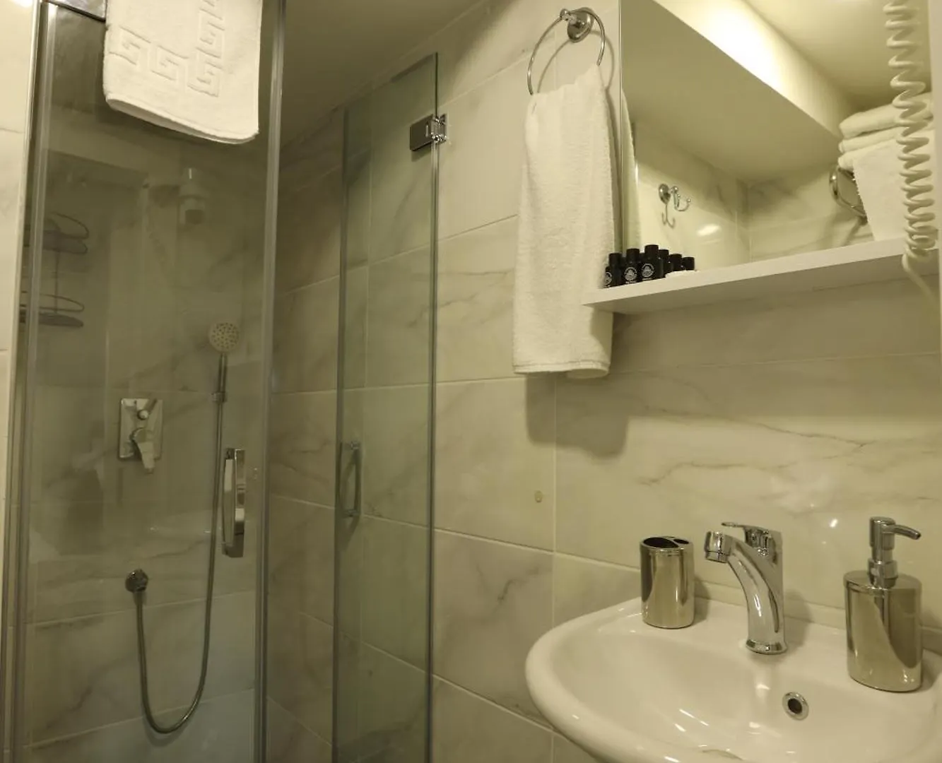 Askadar Cati Otel اسطنبول